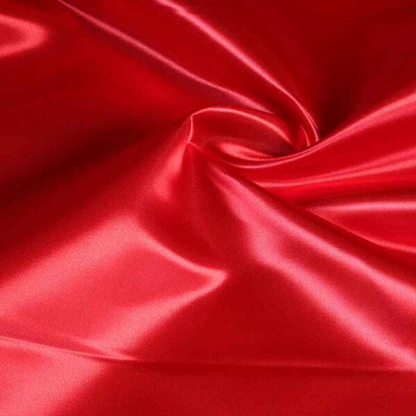 Tissu satin rouge