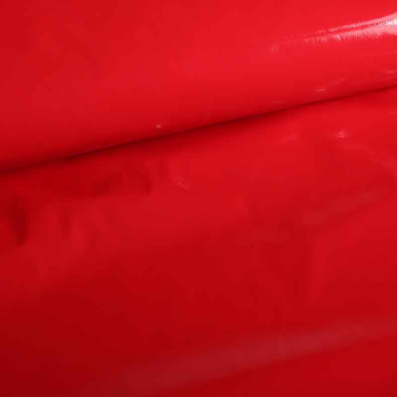 Tissu latex rouge