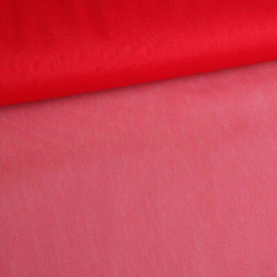 Tulle de mariée rouge