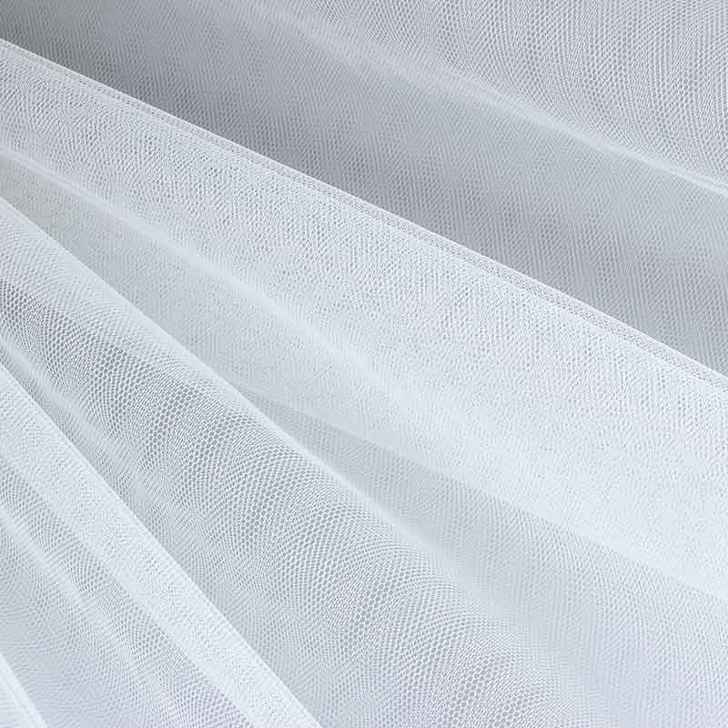 Tulle ignifuge blanc cassé