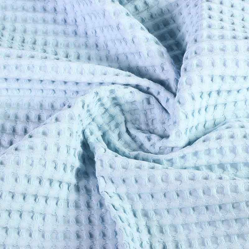 Tissu gaufré coton grand bleu bébé