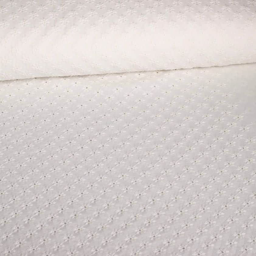 Tissu broderie off white/ecru