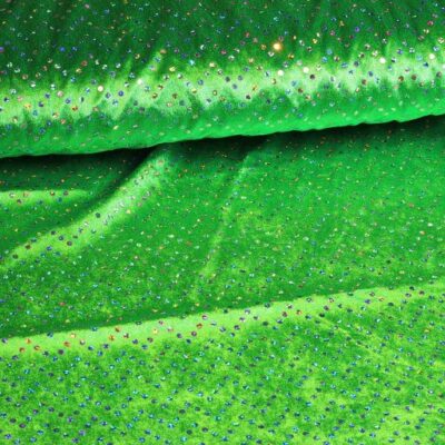 Tissu velours de panne vert avec paillettes hologramme argent