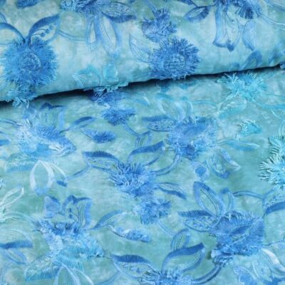 Tissu broderie coton tie dye aqua