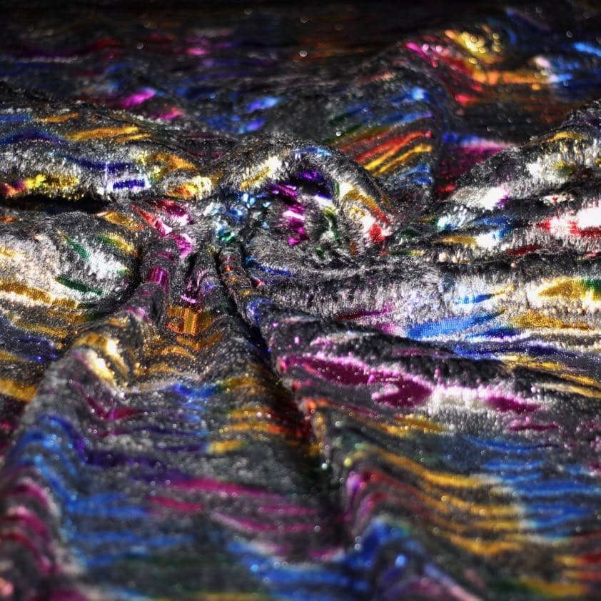 Tissu fausse fourrure noir rayure multicolore foil